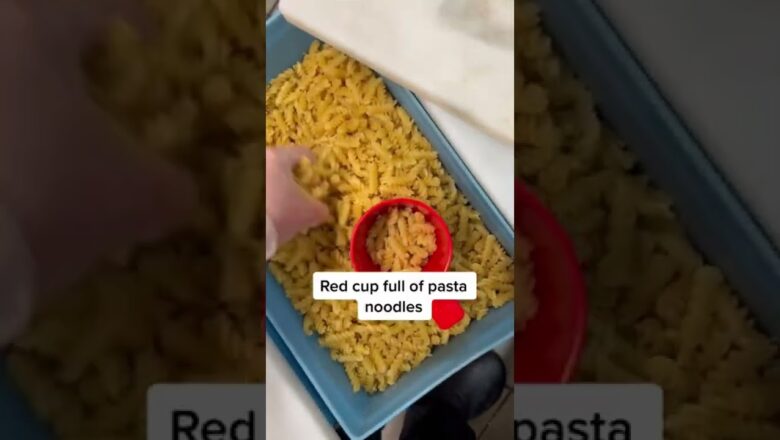 Viral TikTok Shows How Taco Bell Cinnamon Twists Are Made | What’s Trending in Seconds | #shorts