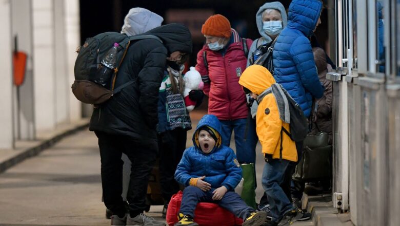 CTV News in Poland: Thousands of Ukrainians seek refuge