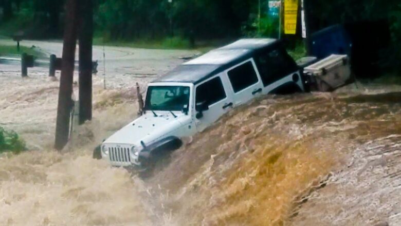 Jeep Drowns In Flood | Freaking Floods