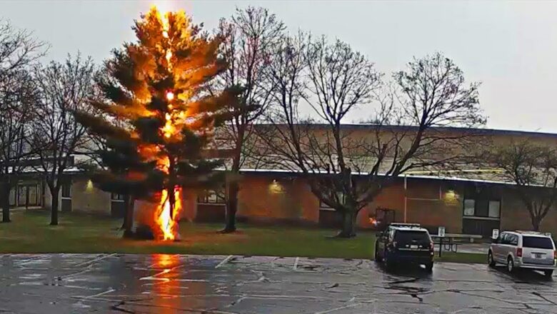 Most Intense Lightning Strikes Caught On Camera