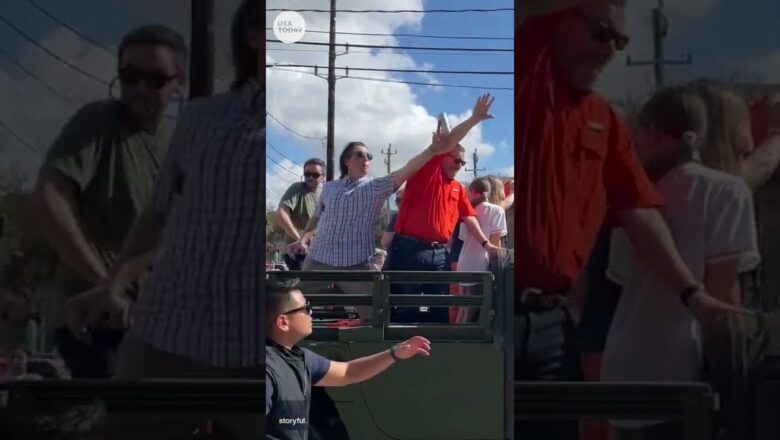 Man throws beer can at Sen. Ted Cruz during Astros’ World Series parade | USA TODAY #Shorts