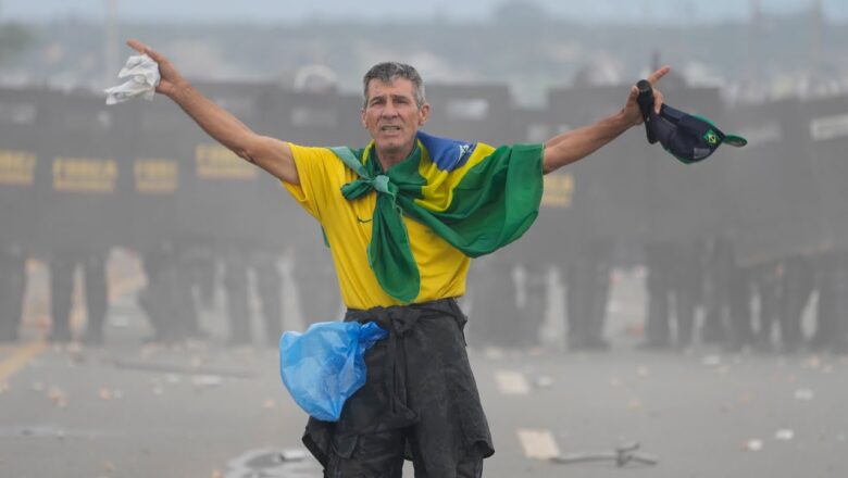 Mass arrests in Brazil following pro-Bolsonaro insurrection