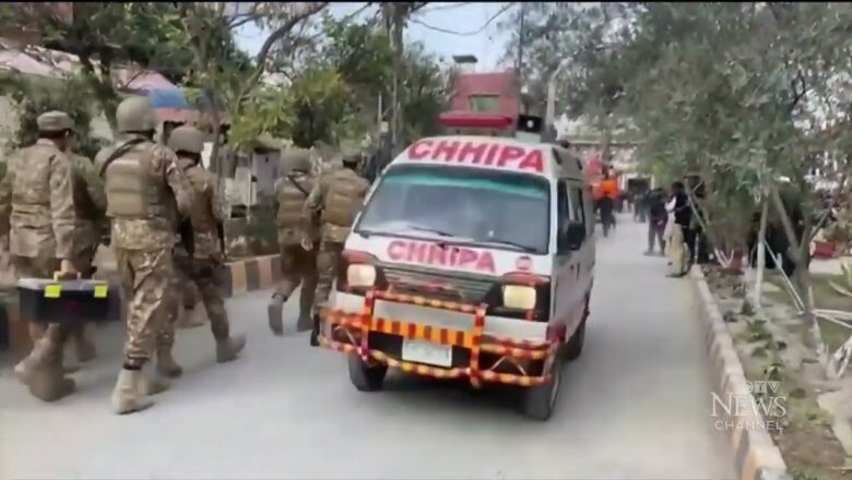 Suicide bomber kills 59, wounds over 150 at Pakistan mosque