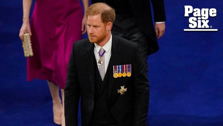 Prince Harry walks alone as he arrives at King Charles III’s coronation | New York Post