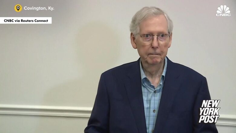 Mitch McConnell freezes up again during Kentucky press conference