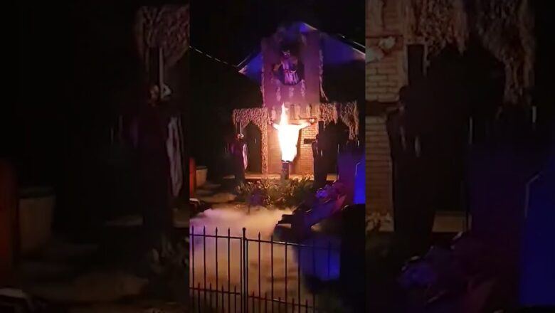 Homeowner’s Halloween display of ‘beheaded Jesus’ prompts harassment #Shorts