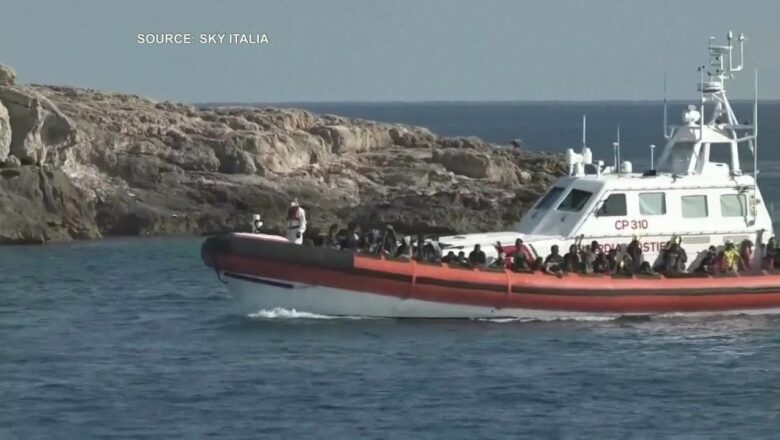 Thousands of migrants vying for shelter on Italian island of Lampedusa