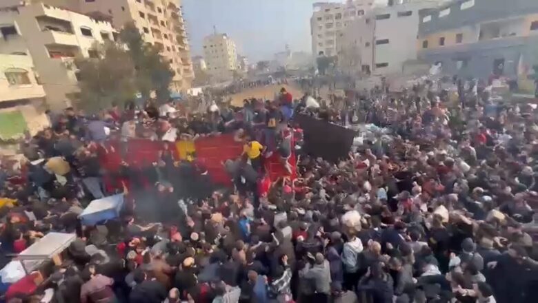 Desperate for food, hungry refugees swarm aid truck in Gaza