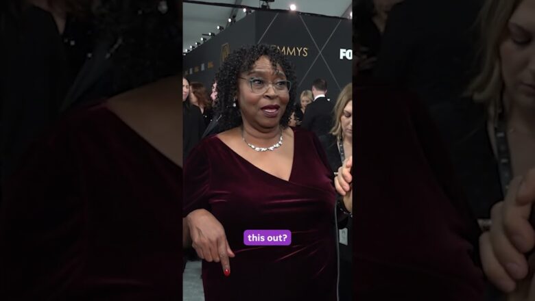 Emmys: Anthony Anderson’s mom was prepared for Jennifer Coolidge’s win | #Shorts