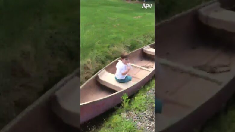 Pull. pull. pull your boat… 🎶😂 #shorts  #fail #funny #boat #kid