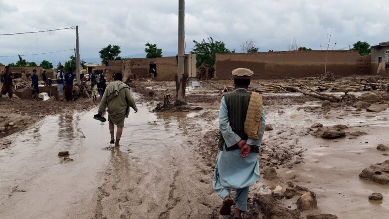 Flash flooding kills at least 300 people in Afghanistan