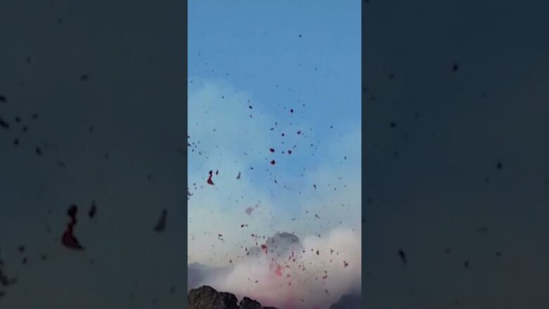 Cameras capture spectacular views of Mount Etna eruption in Italy #Shorts