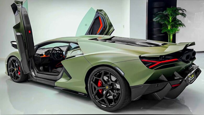 Lamborghini Revuelto (2025) – Wild Dramatic Supercar!