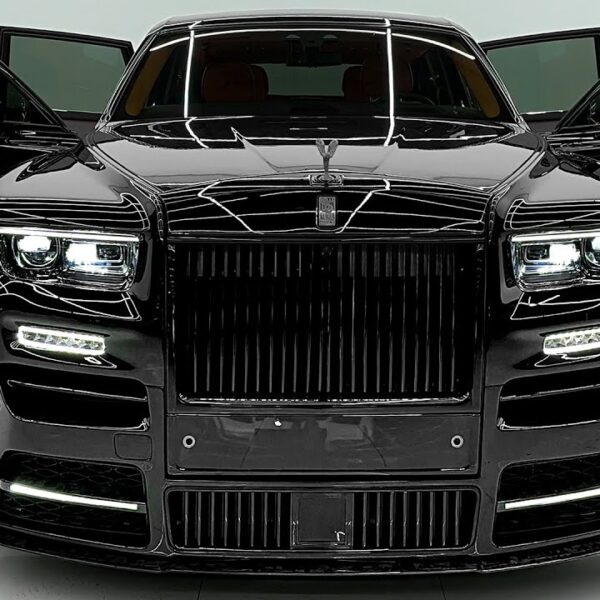 2025 Rolls Royce Phantom by Mansory – Wild Ultra Luxury Large Sedan