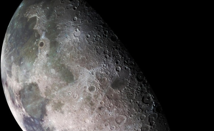 7 stunning images of Moon shared by NASA