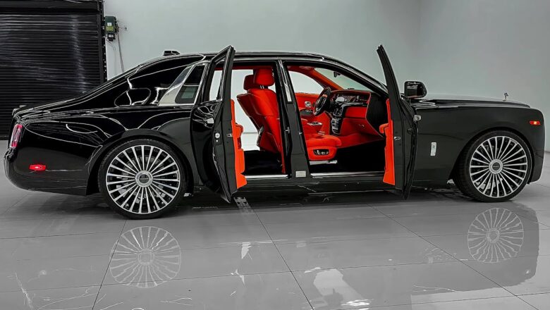 2025 Rolls Royce Phantom – Gorgeous, Dreamy Large Luxury Sedan!