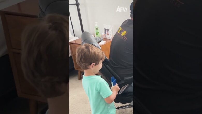 If panic had a facial expression π
#afv #funny #fathersday #shorts