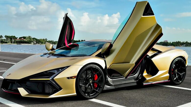 Lamborghini Revuelto (2025) – Sound, Interior and Exterior