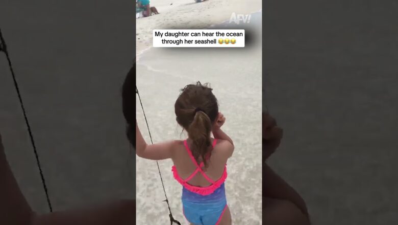 My daughter can hear the ocean through her seashell πππ