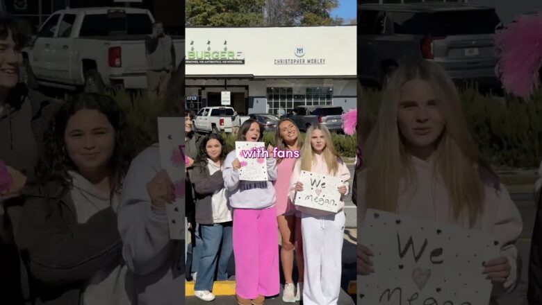 Megan Moroney at Canes?? #raisingcanes