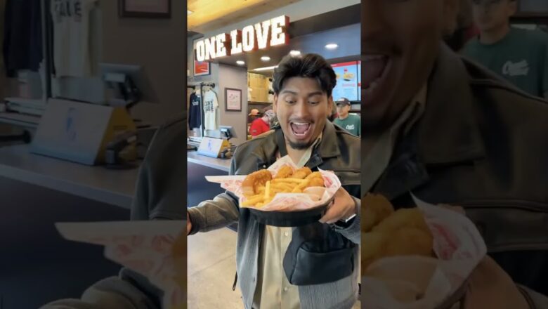 Trying Canes For The First Time EVER! #raisingcanes