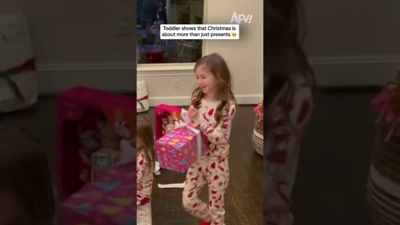 Toddler shows that Christmas is about more than just presents 🥹