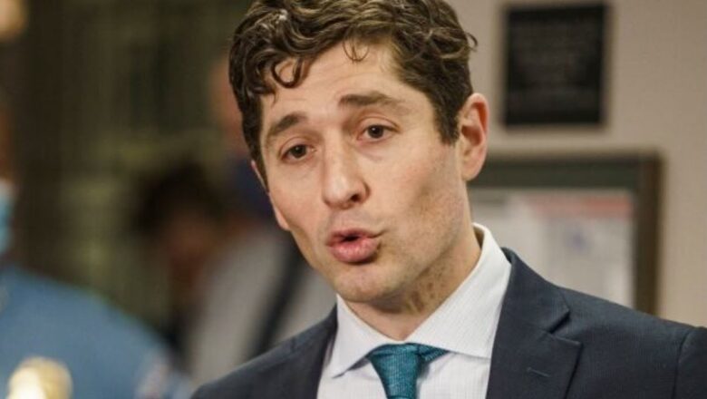 LIVE: Minneapolis mayor speaks on deadly ICE shooting