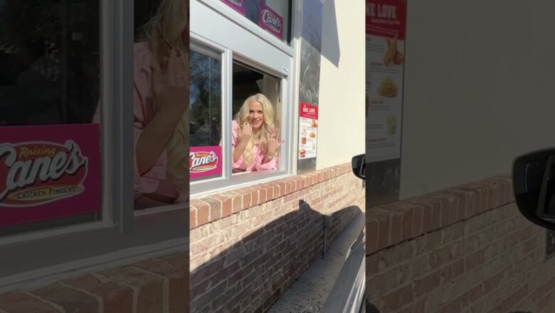 megan moroney working at canes?!