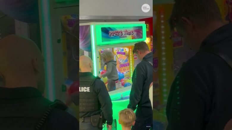 Unfazed toddler crawls inside claw machine. Find out how he was freed.