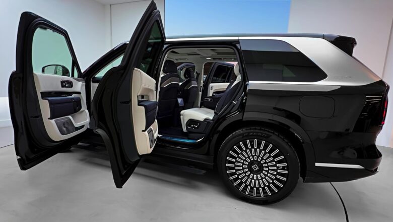 Zeekr 9X (2026) – Ultra-Luxury 6-Seater Large Family SUV