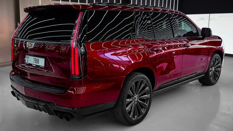 2026 Cadillac Escalade ESV – Sound, interior Exterior (Beast Large SUV)