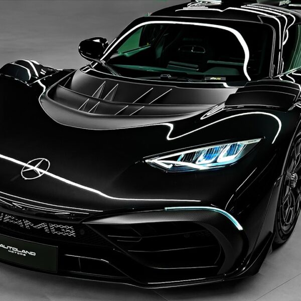 Mercedes-AMG One (2026) – Expensive Hybrid Hypercar!