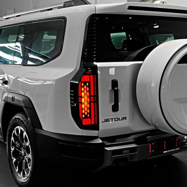 New 2026 Jetour G700 – High-Tech Luxury Large SUV!