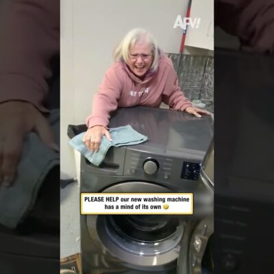 PLEASE HELP our new washing machine has a mind of its own 🤣