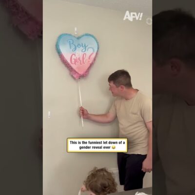 This is the funniest let down of a gender reveal ever 😂