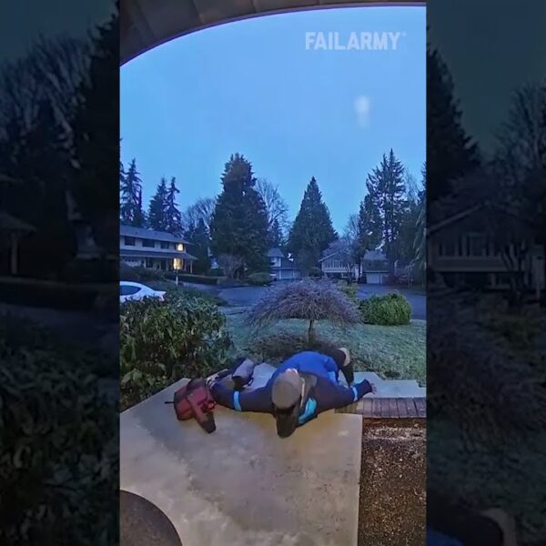 Delivery fails caught on camera #amazon #deliveryfail #fail #ringcamerafootage #securitycamerafails