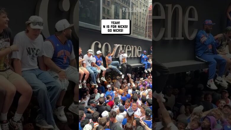 Just moved to NYC huge Knicks fan #fail #tourist #accident #shorts #knicks