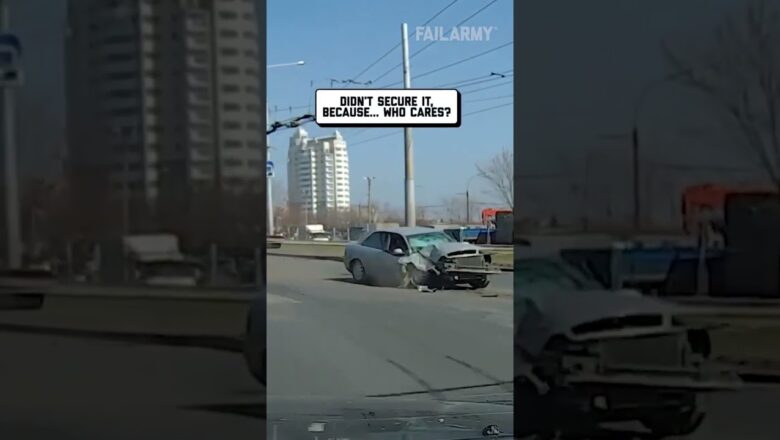 The stuff that happens when ur already running late #traffic #caraccident #baddrivers #dashcam #fail
