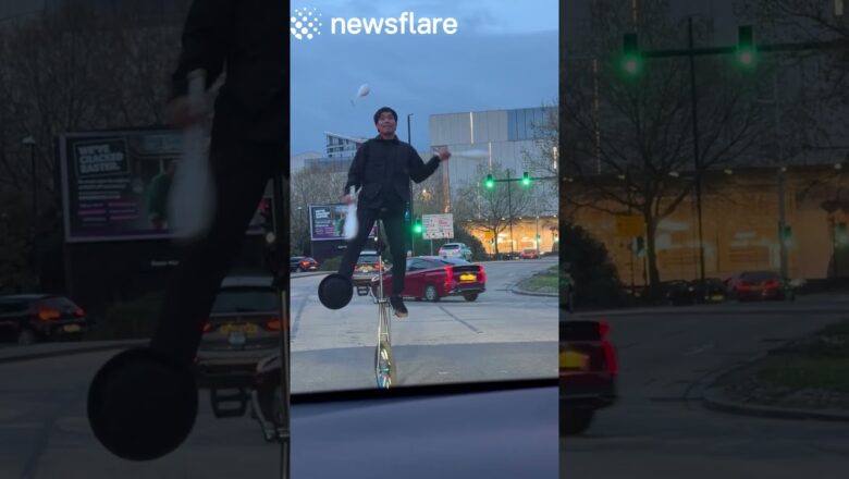 Unicyclist Stops Traffic To Show Off His Juggling