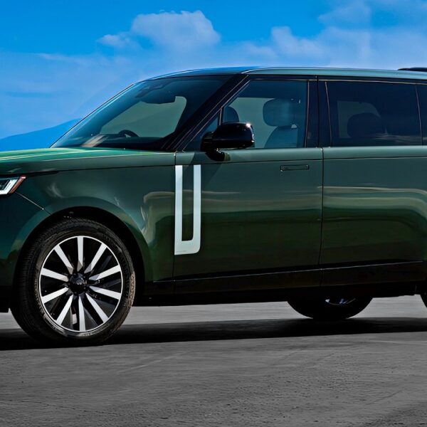 2027 Range Rover Electric – interior Exterior and Drive (King SUV)
