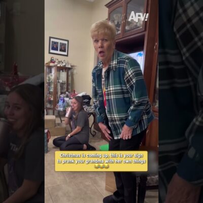 Christmas is coming up, this is your sign to prank your grandma with her own things 😂😂😂