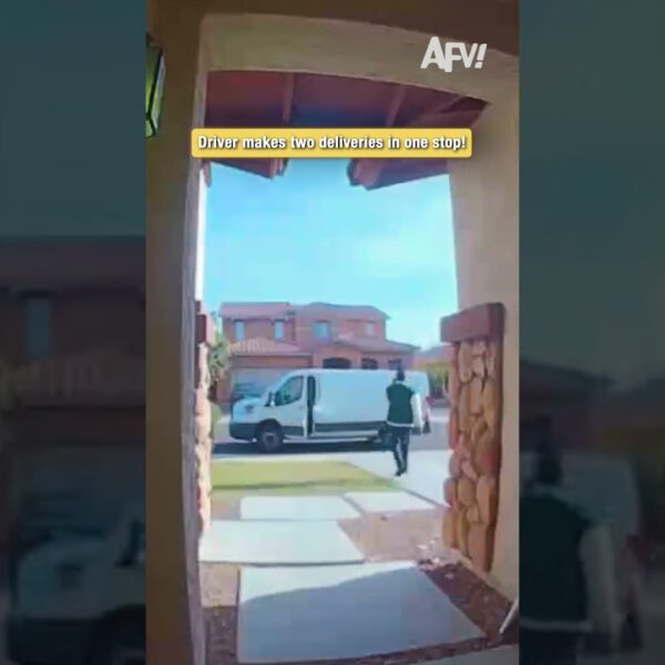 Driver makes two deliveries in one stop