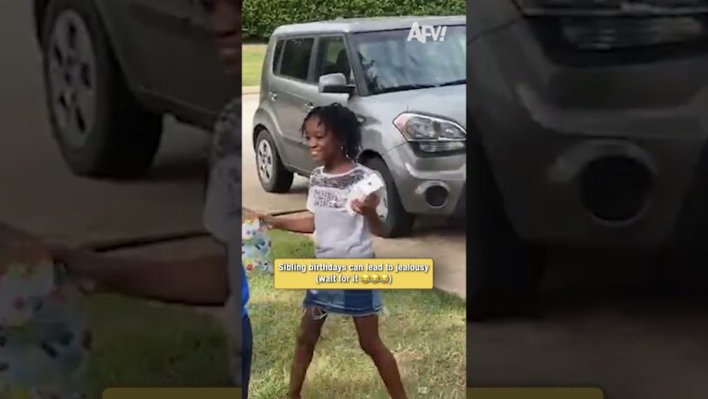 Sibling birthdays can lead to jealousy (wait for it 😂😂😂)