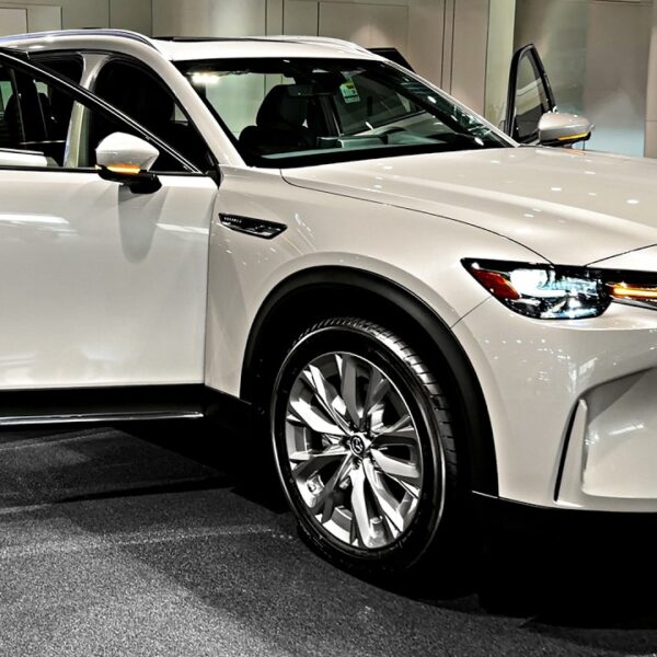 2027 Mazda CX-90 – High-end Comfort Three-Row Family SUV